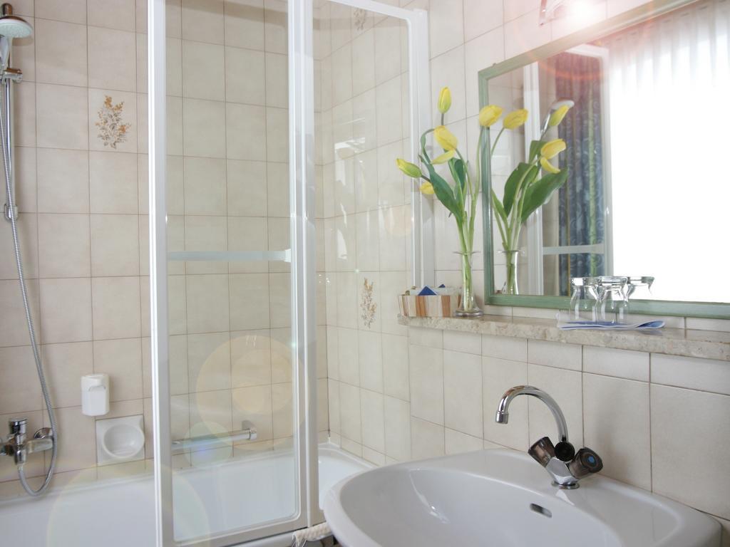 Hotel Snowwhite 4*